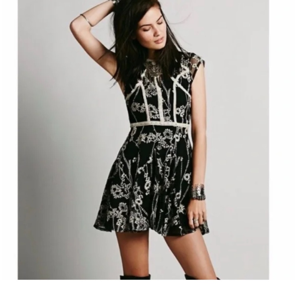 Free People - Laurel Lace Mini Dress Sz 12 Black and Cream